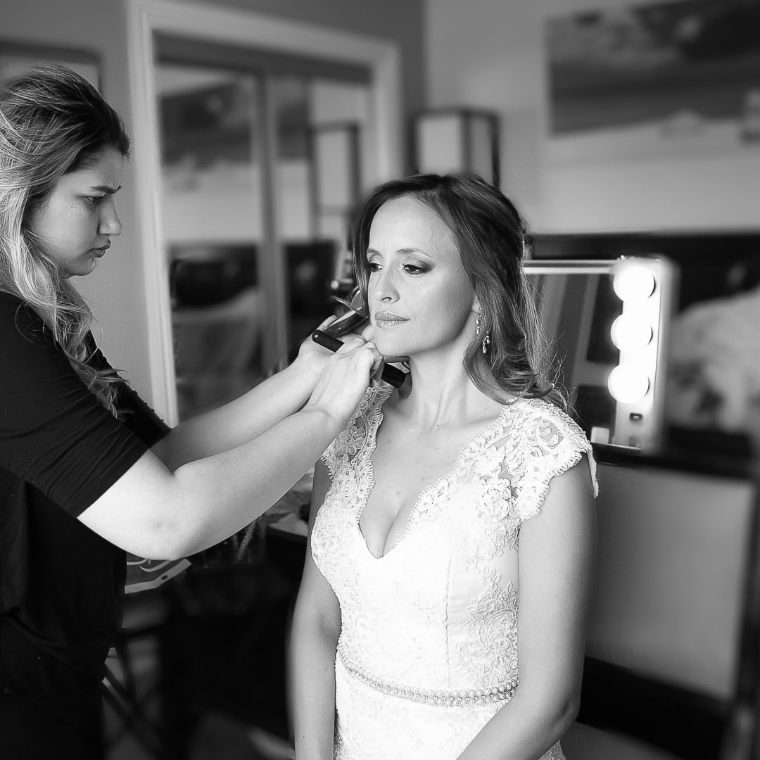 Afifa Latif applying bridal makeup